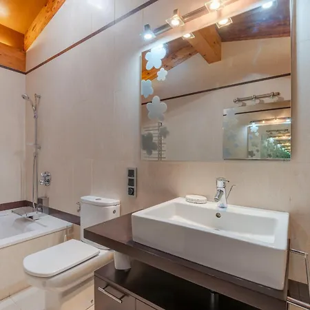 Flateli Palau 2 Gerona